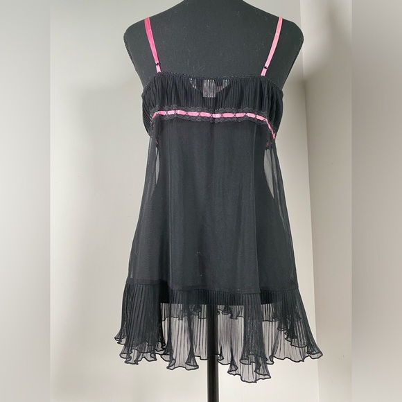 Women’s Y2K Medium Victoria Secret Black and Pink lace Babydoll Slip Dress - Picture 8 of 16